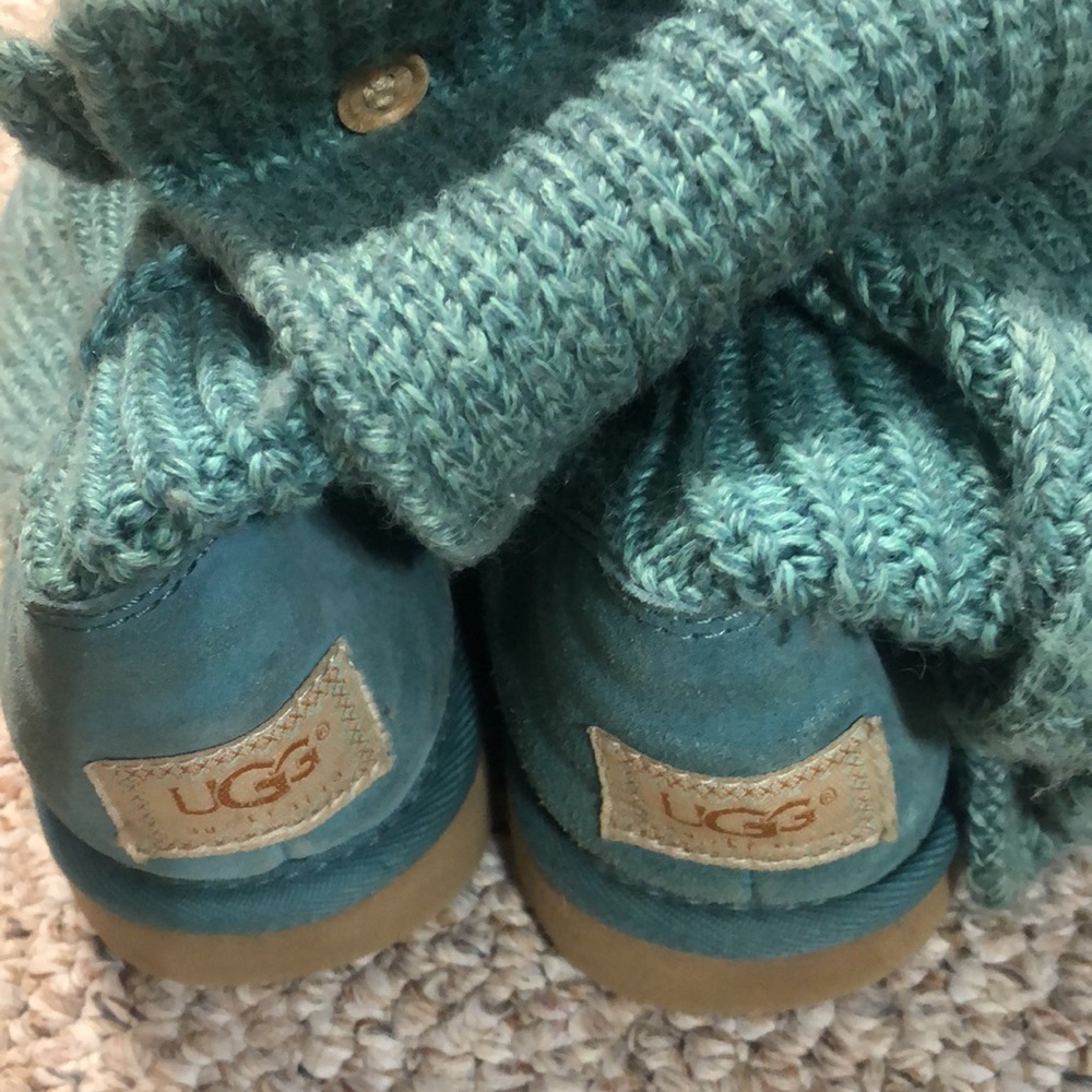 Ugh Boots - Picture 4 of 7